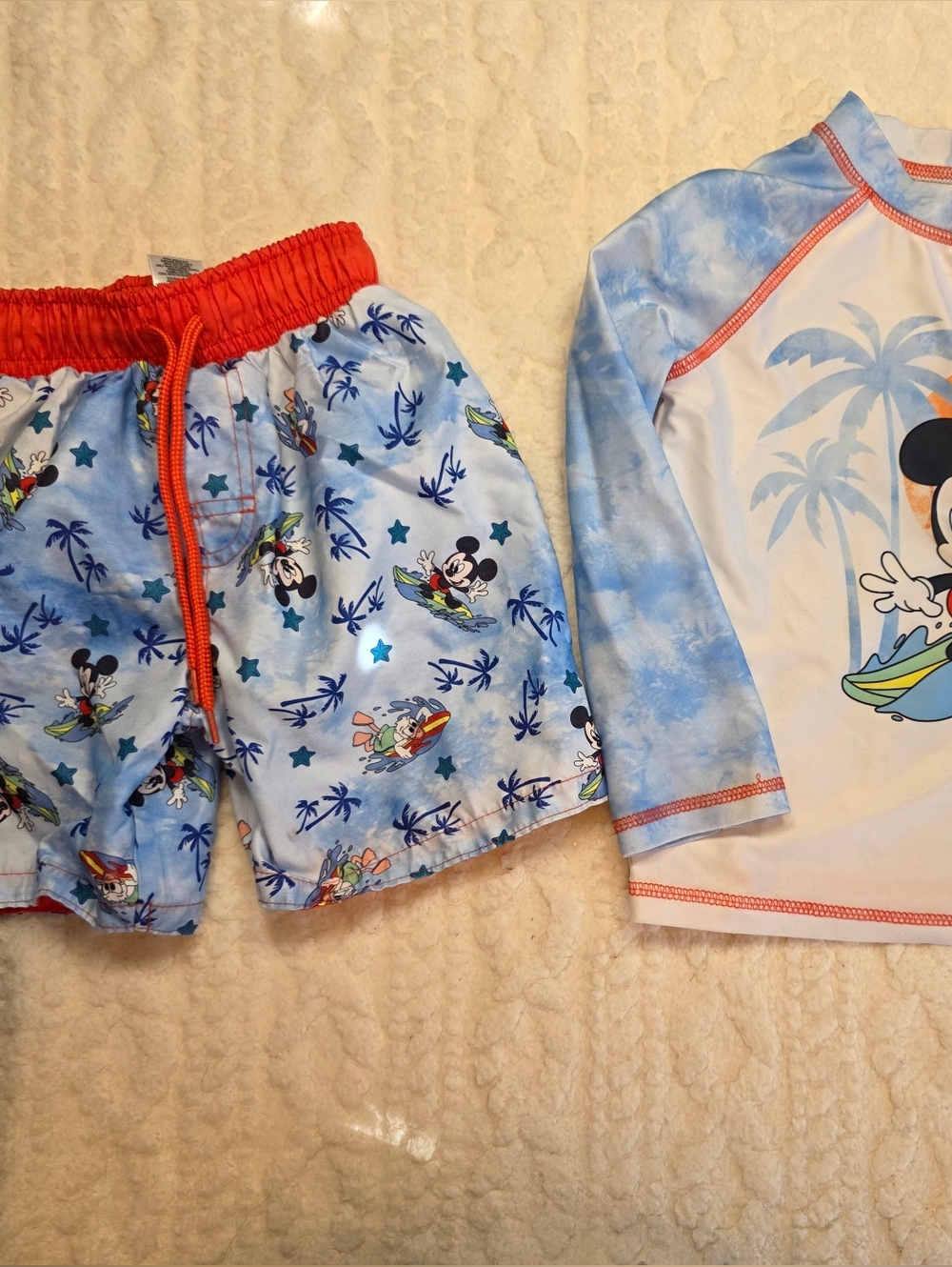 Disney Junior Mickey Surf Swim Set 3T Rash Guard Trunks 2 Piece